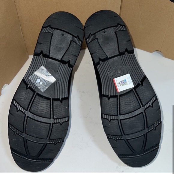 UGG DROPLET - Picture 4 of 5